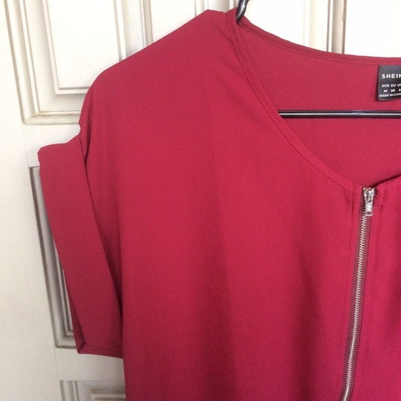 Shein Top Sz6 Red 1/2Zip Front Short Sleeves Lt Weight Round Neck NWOT - Picture 6 of 11